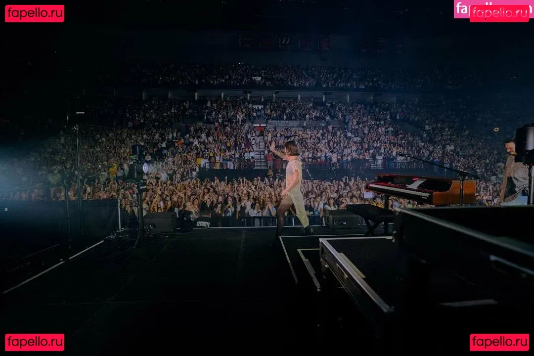 Gracie Abrams Onlyfans Photo Gallery 