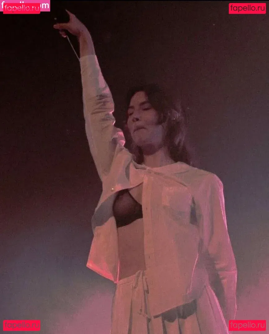 Gracie Abrams Onlyfans Photo Gallery 