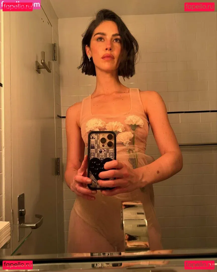 Gracie Abrams Onlyfans Photo Gallery 