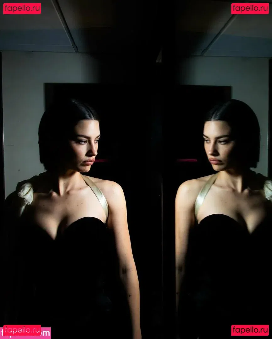 Gracie Abrams Onlyfans Photo Gallery 