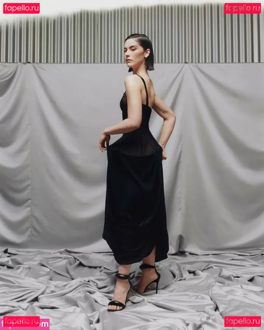 Gracie Abrams Onlyfans Photo Gallery 