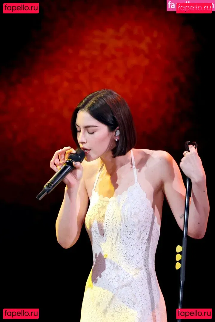 Gracie Abrams Onlyfans Photo Gallery 