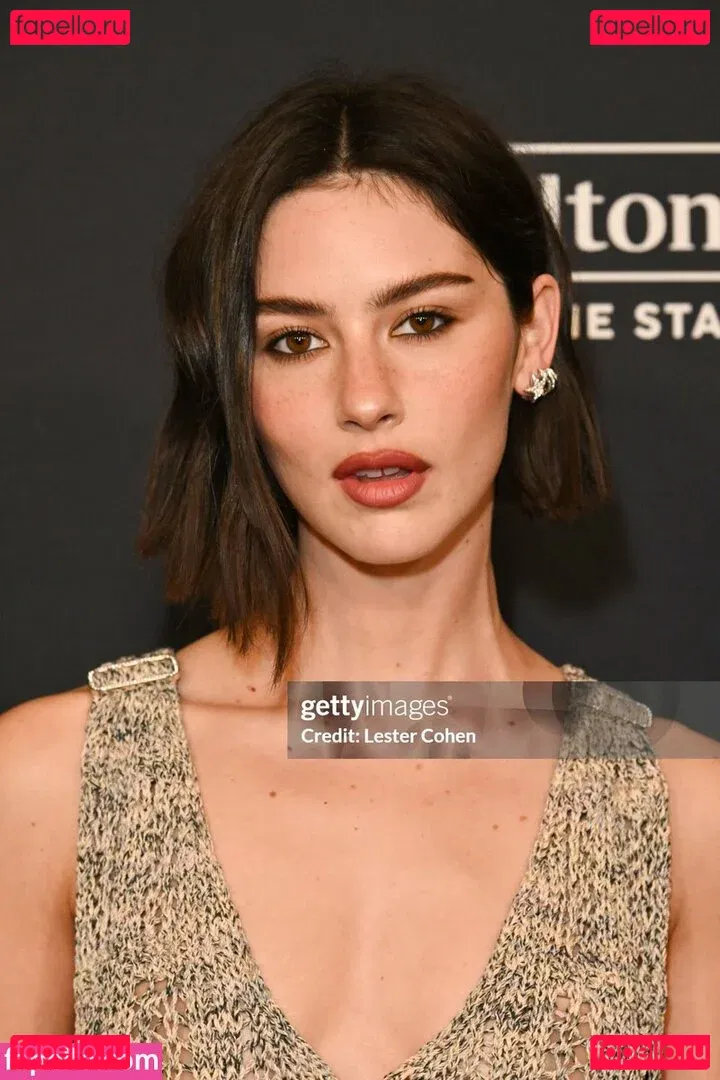 Gracie Abrams Onlyfans Photo Gallery 