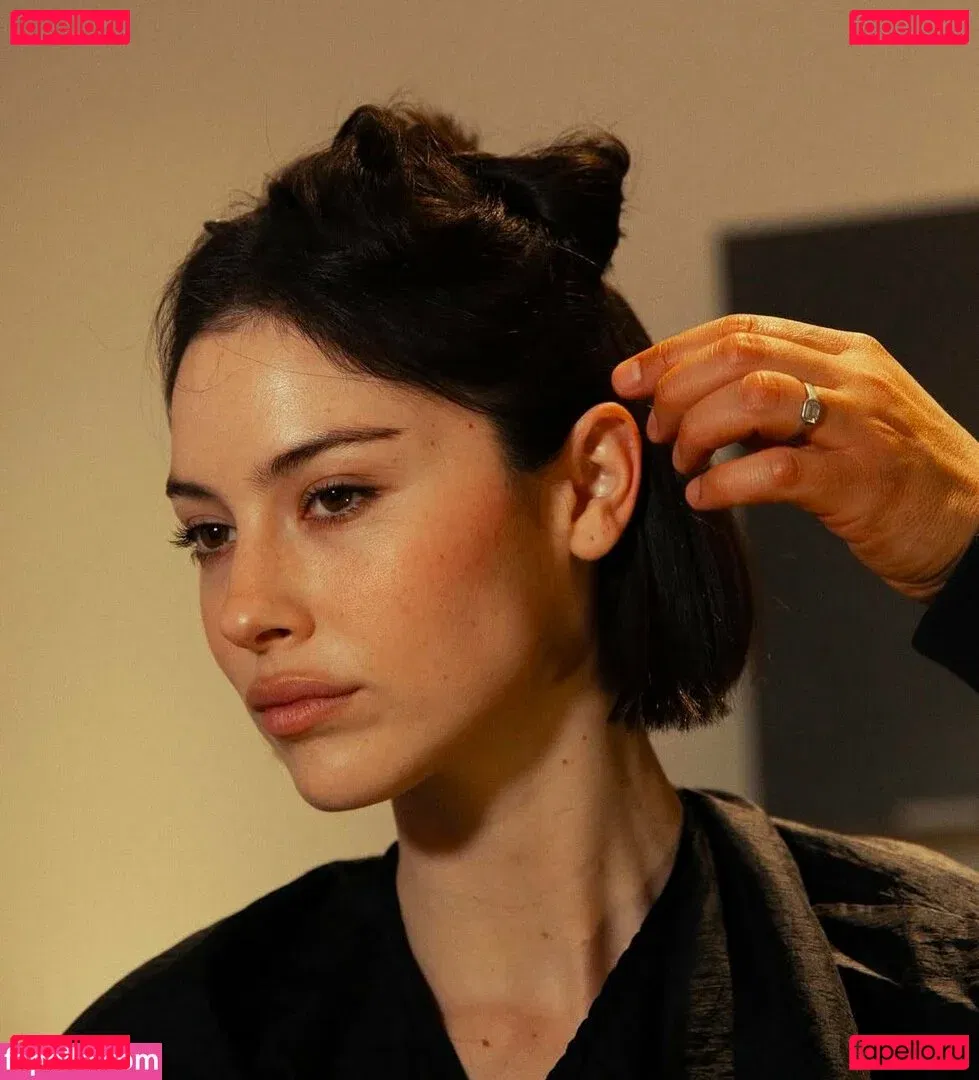 Gracie Abrams Onlyfans Photo Gallery 