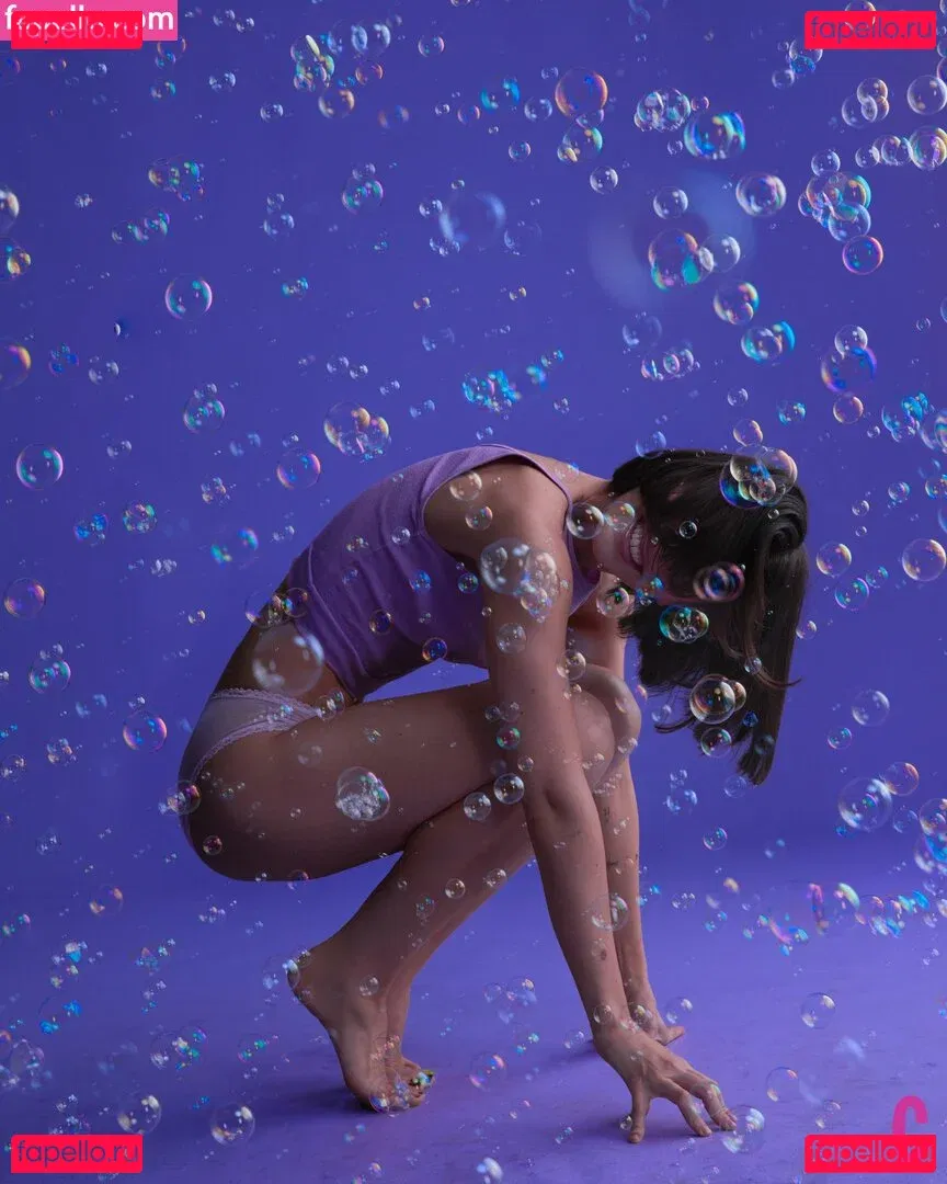 Gracie Abrams Onlyfans Photo Gallery 