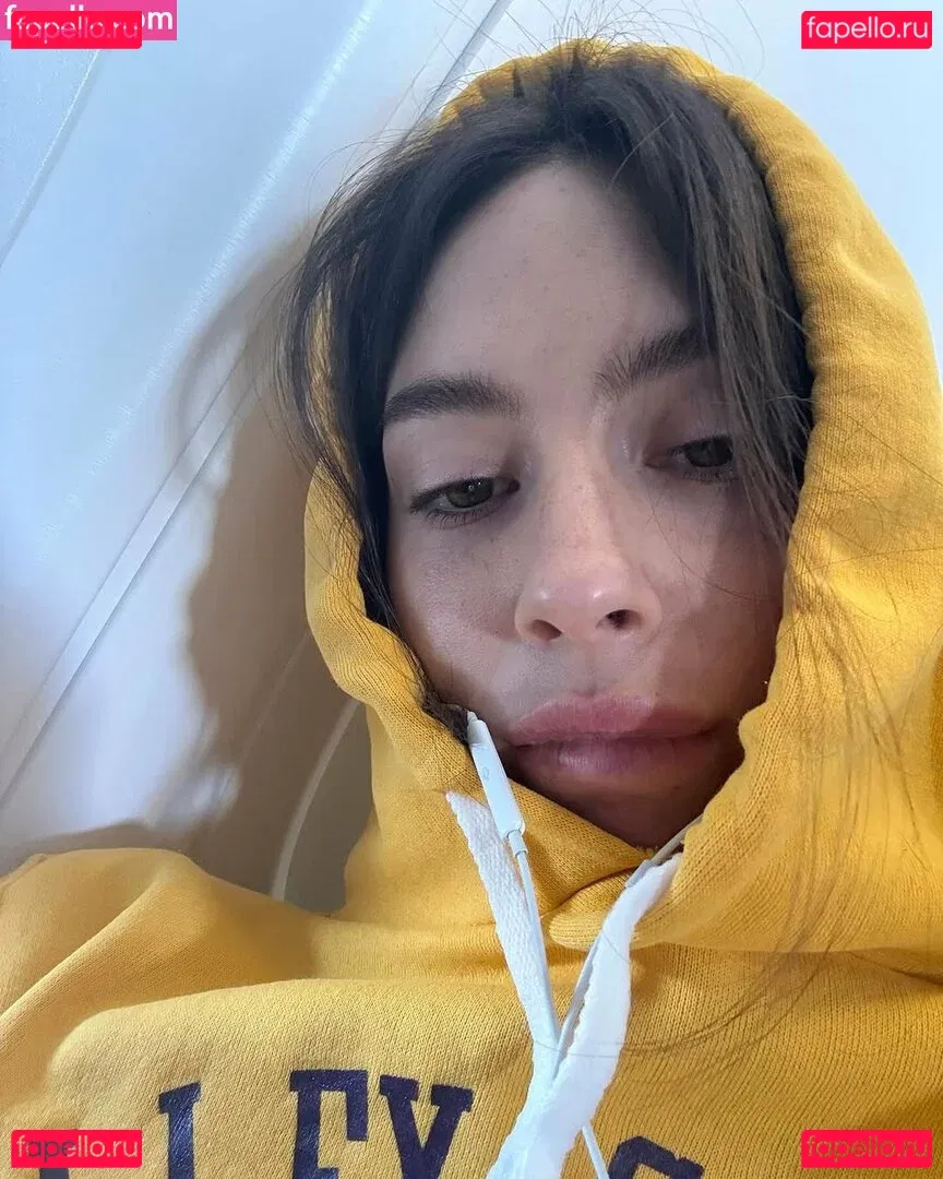 Gracie Abrams Onlyfans Photo Gallery 