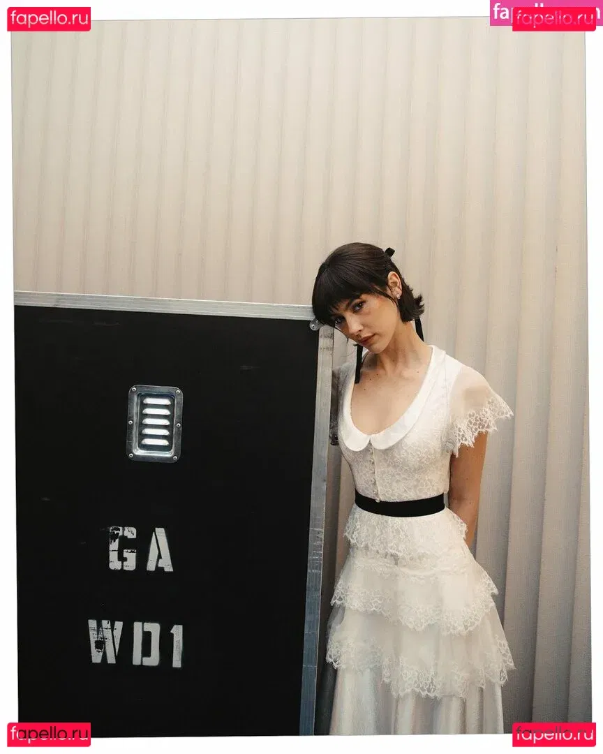 Gracie Abrams Onlyfans Photo Gallery 