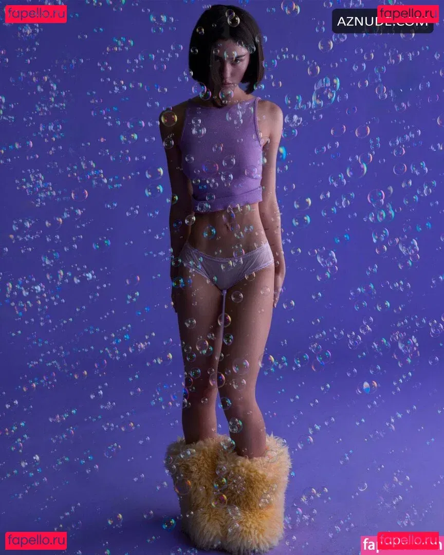 Gracie Abrams Onlyfans Photo Gallery 