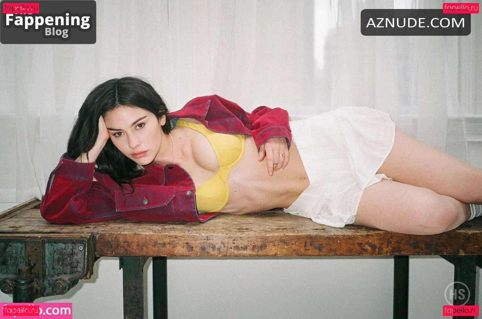 Gracie Abrams Onlyfans Photo Gallery 