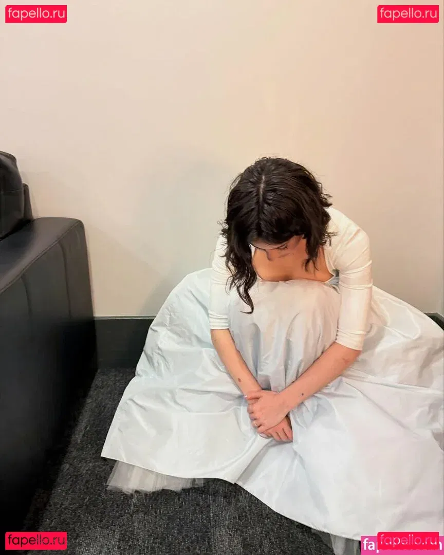 Gracie Abrams Onlyfans Photo Gallery 