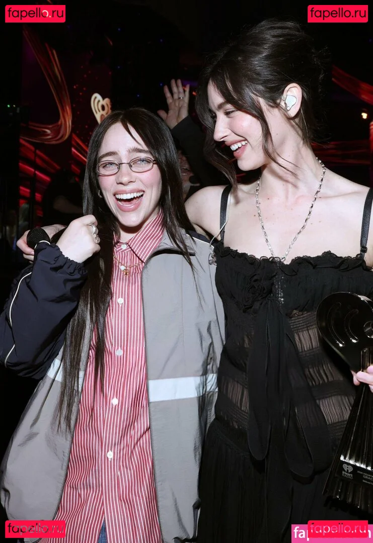 Gracie Abrams Onlyfans Photo Gallery 