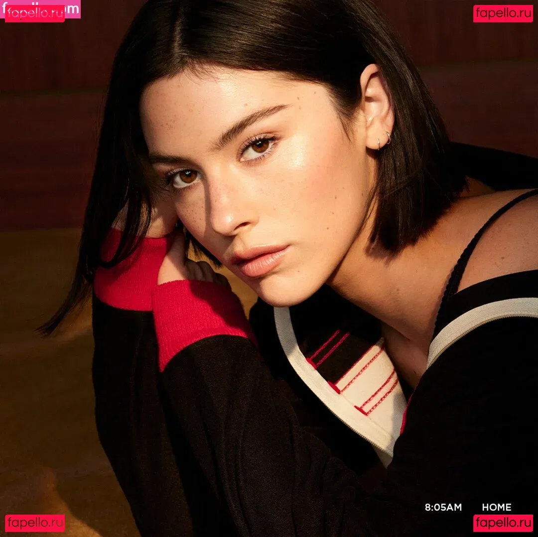 Gracie Abrams Onlyfans Photo Gallery 