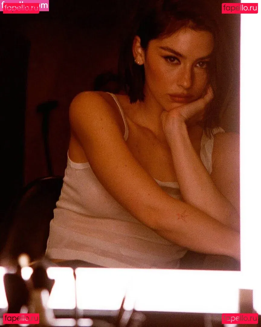 Gracie Abrams Onlyfans Photo Gallery 