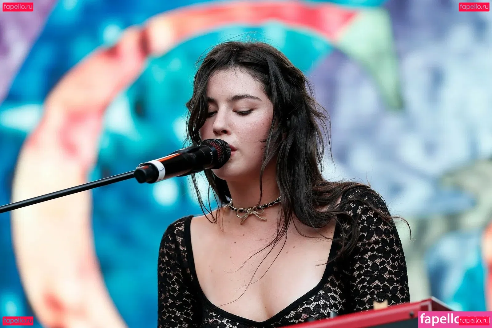 Gracie Abrams Onlyfans Photo Gallery 