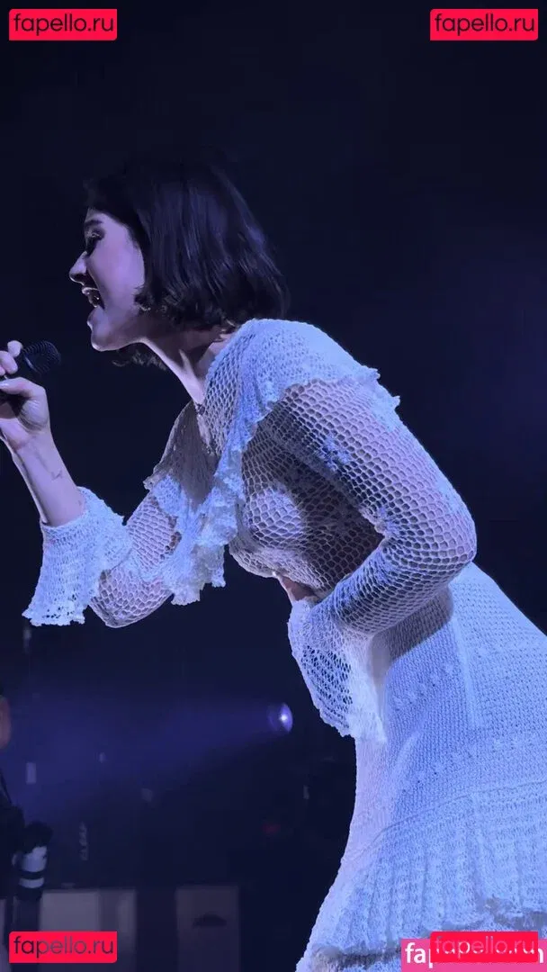 Gracie Abrams Onlyfans Photo Gallery 