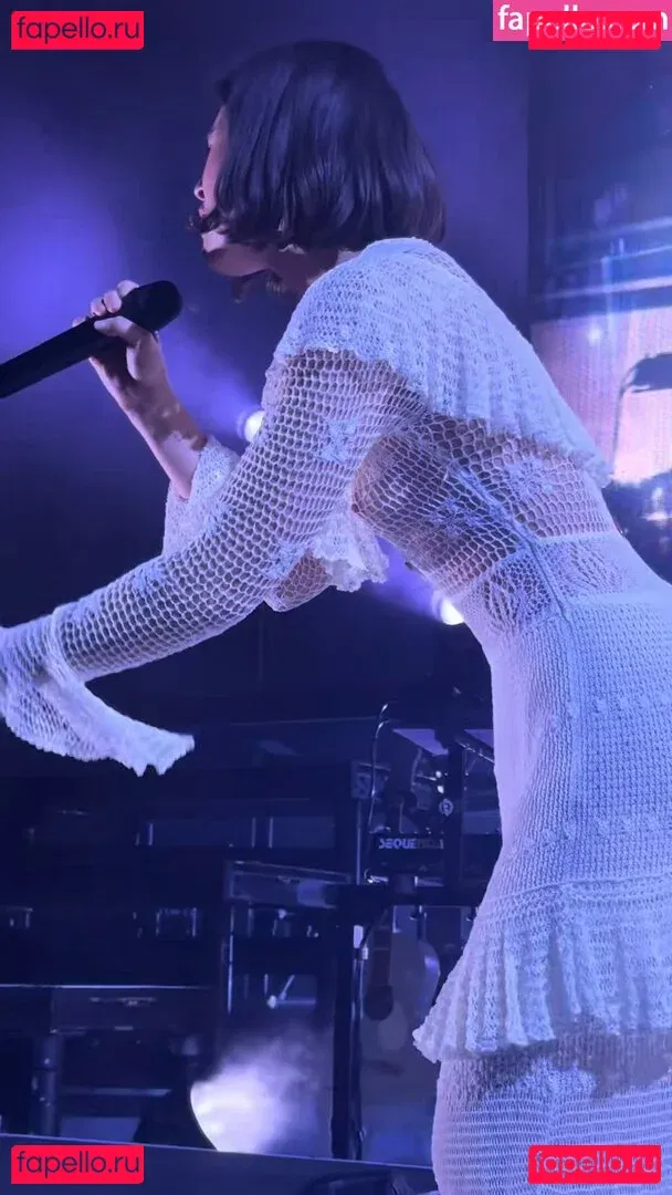 Gracie Abrams Onlyfans Photo Gallery 