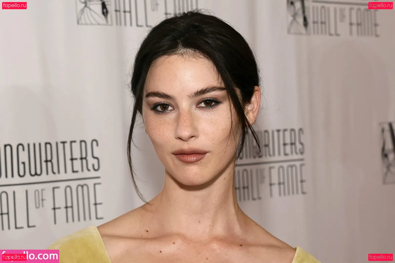 Gracie Abrams Onlyfans Photo Gallery 