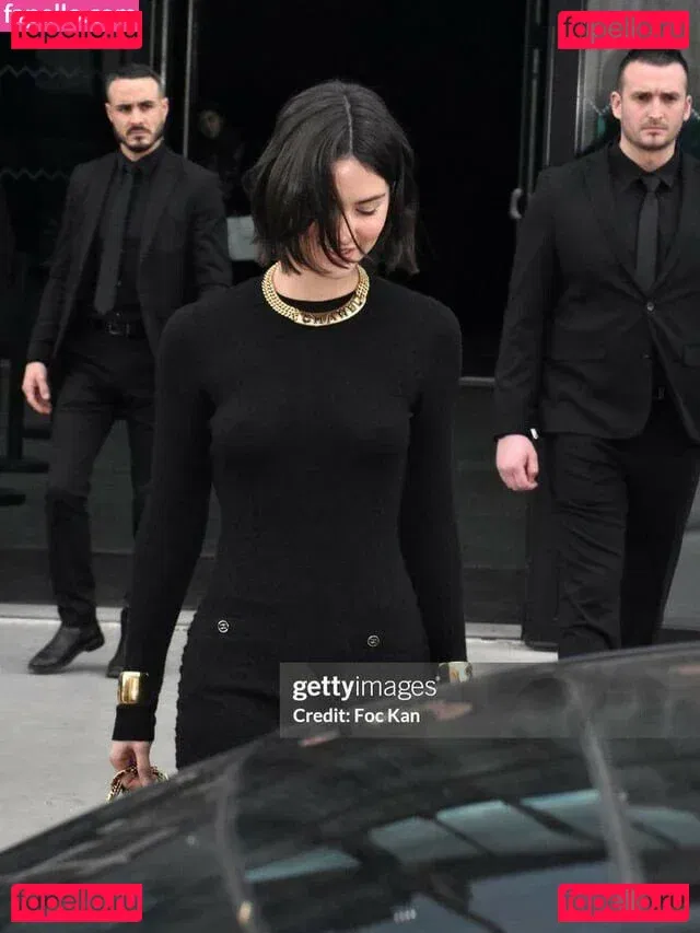 Gracie Abrams Onlyfans Photo Gallery 