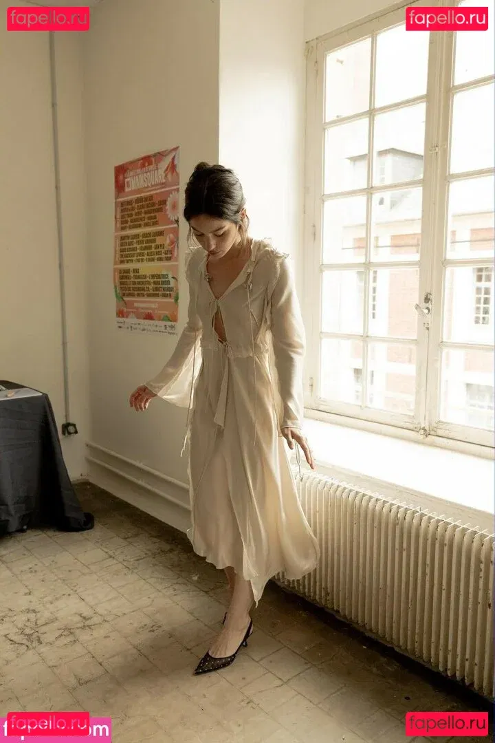 Gracie Abrams Onlyfans Photo Gallery 