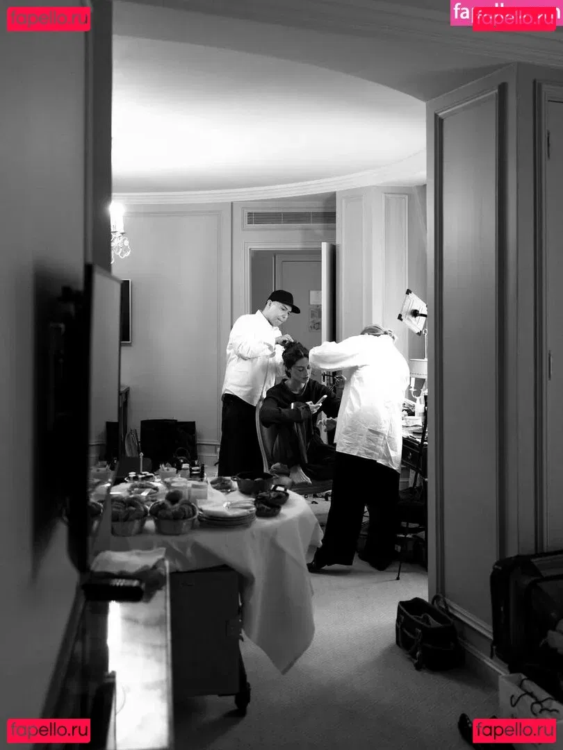 Gracie Abrams Onlyfans Photo Gallery 