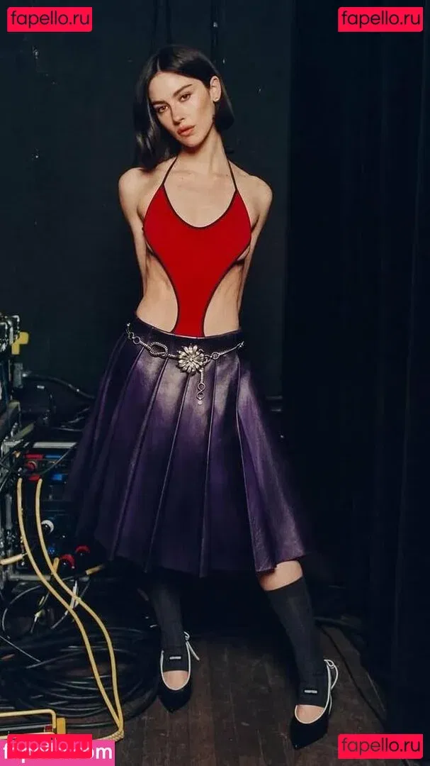 Gracie Abrams Onlyfans Photo Gallery 