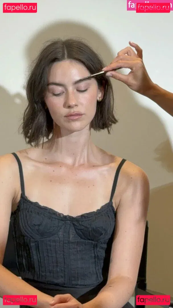 Gracie Abrams Onlyfans Photo Gallery 