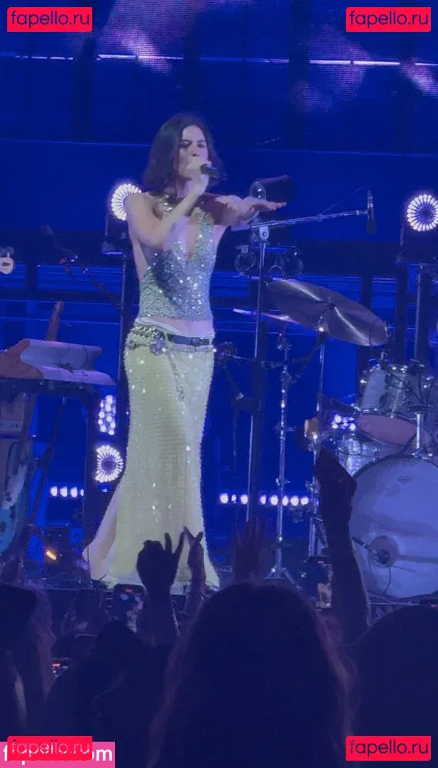 Gracie Abrams Onlyfans Photo Gallery 