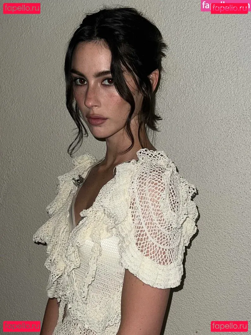 Gracie Abrams Onlyfans Photo Gallery 