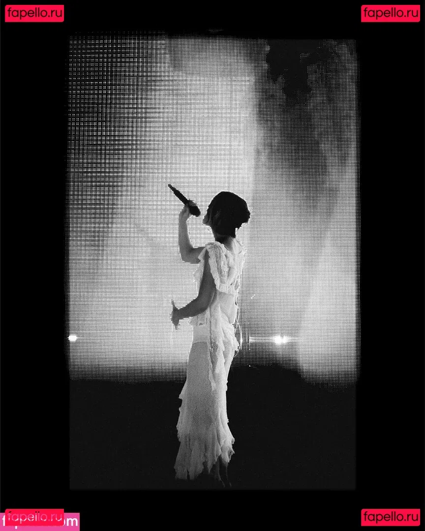 Gracie Abrams Onlyfans Photo Gallery 