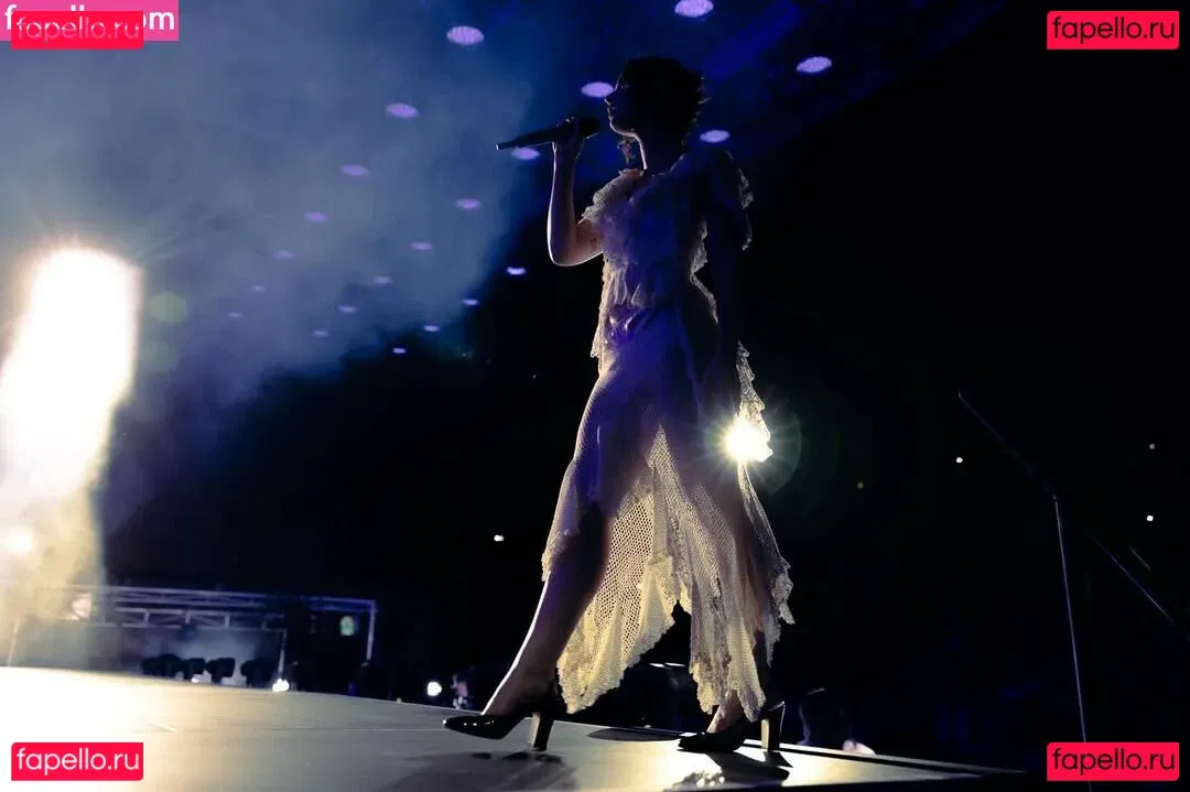 Gracie Abrams Onlyfans Photo Gallery 