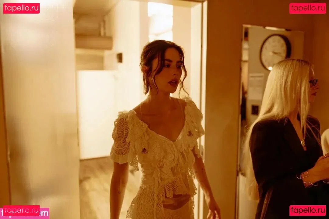 Gracie Abrams Onlyfans Photo Gallery 