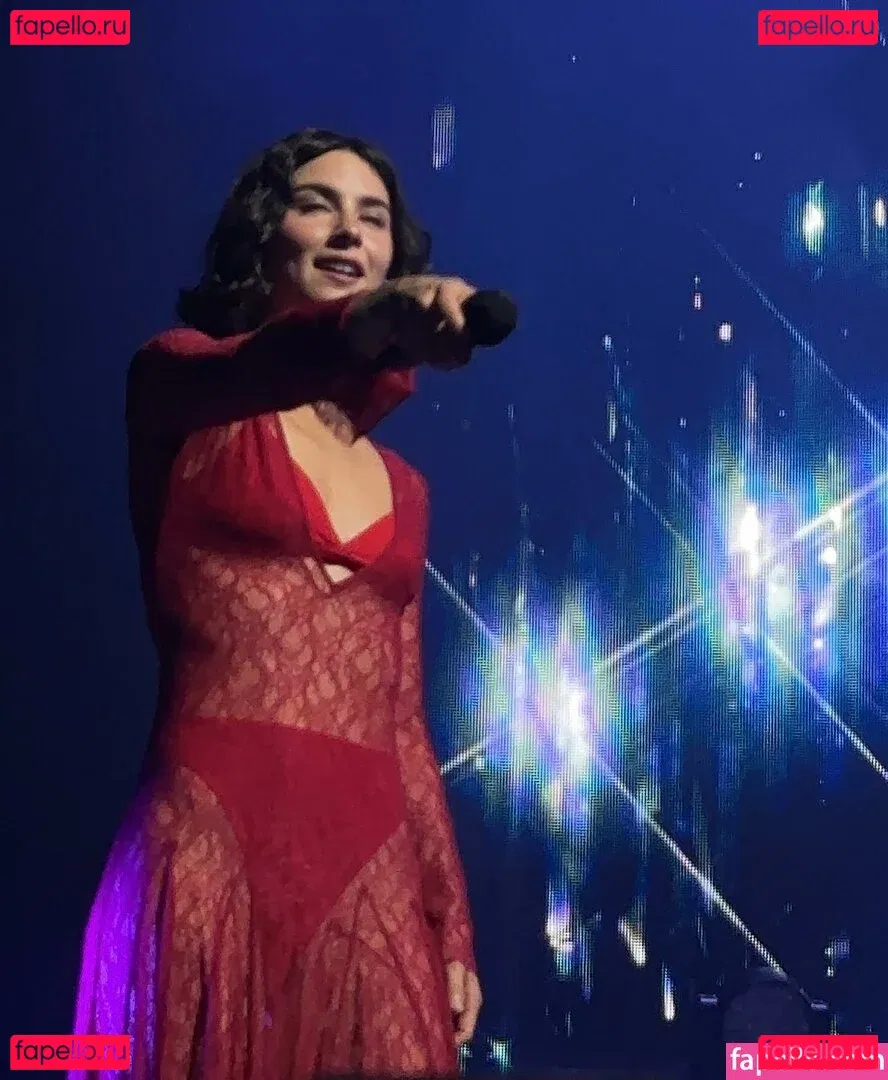 Gracie Abrams Onlyfans Photo Gallery 