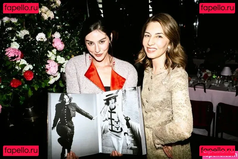 Gracie Abrams Onlyfans Photo Gallery 