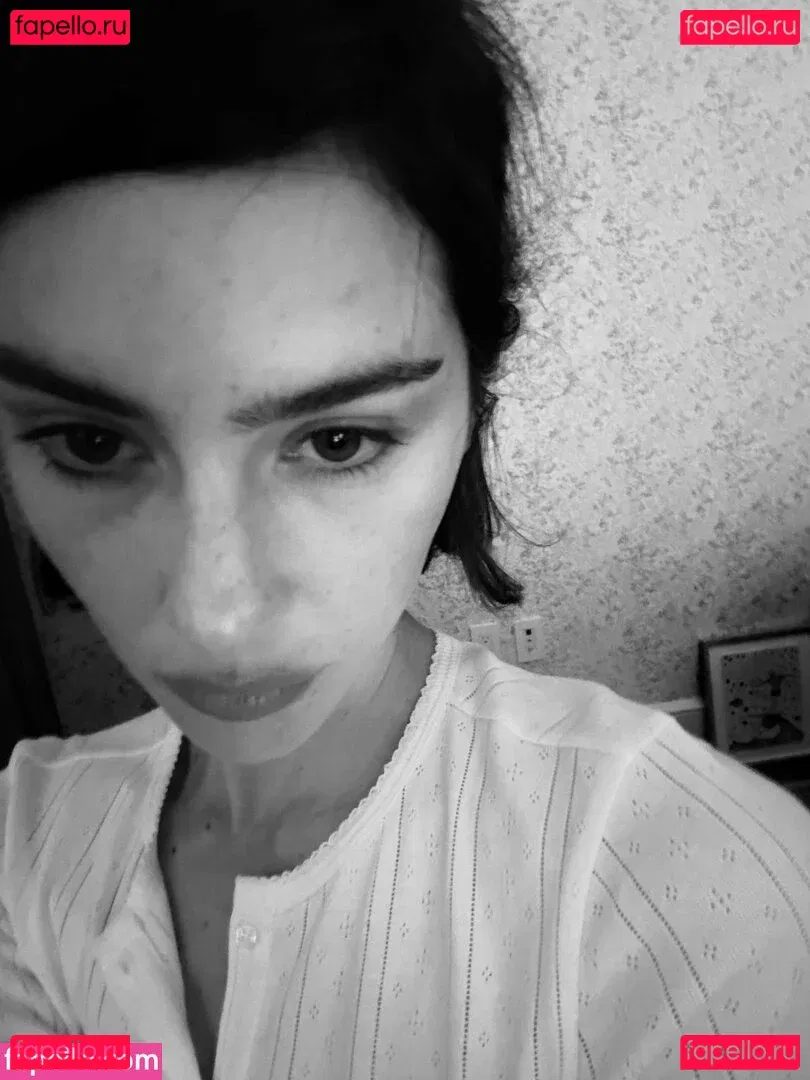 Gracie Abrams Onlyfans Photo Gallery 