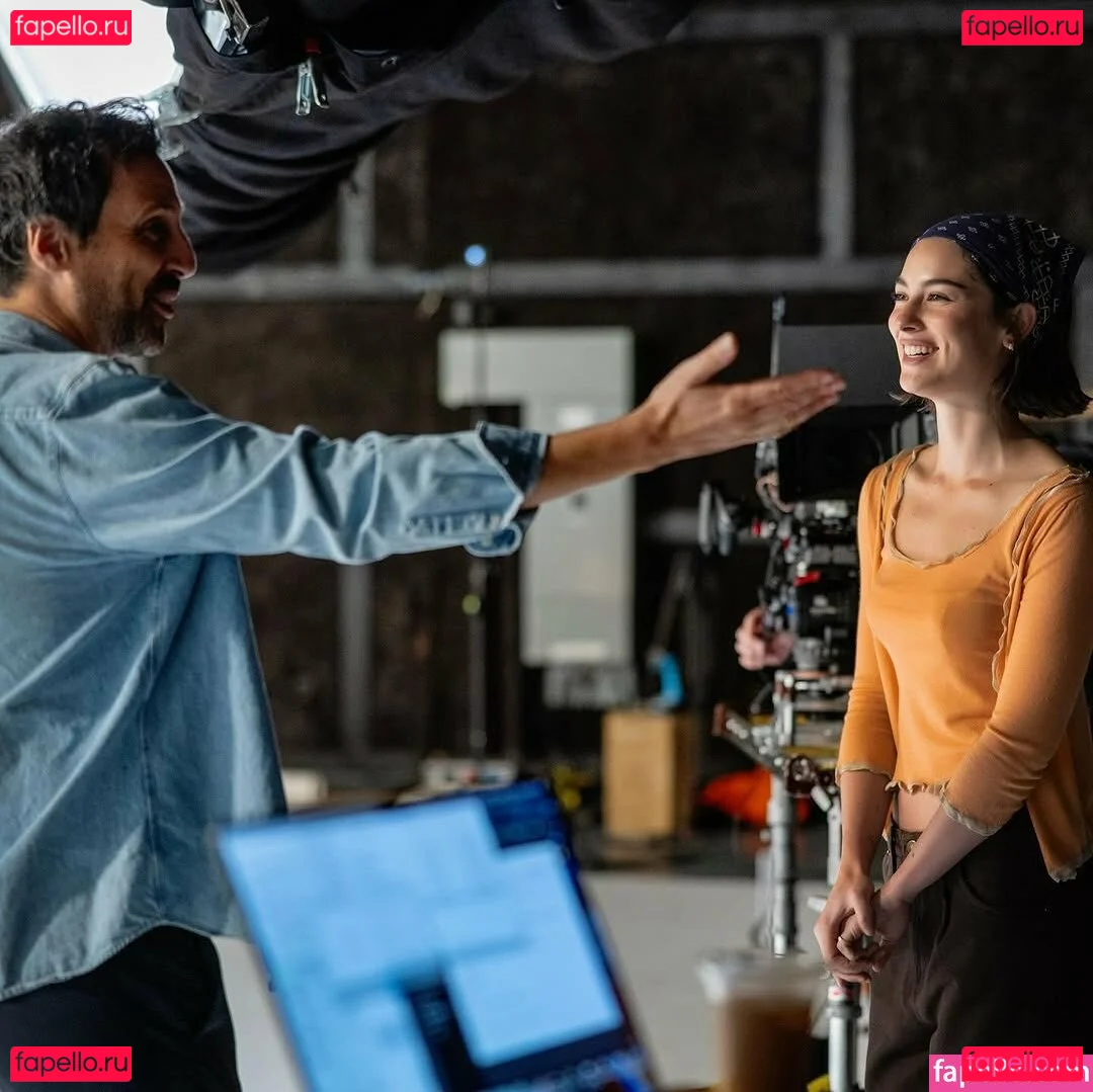 Gracie Abrams Onlyfans Photo Gallery 