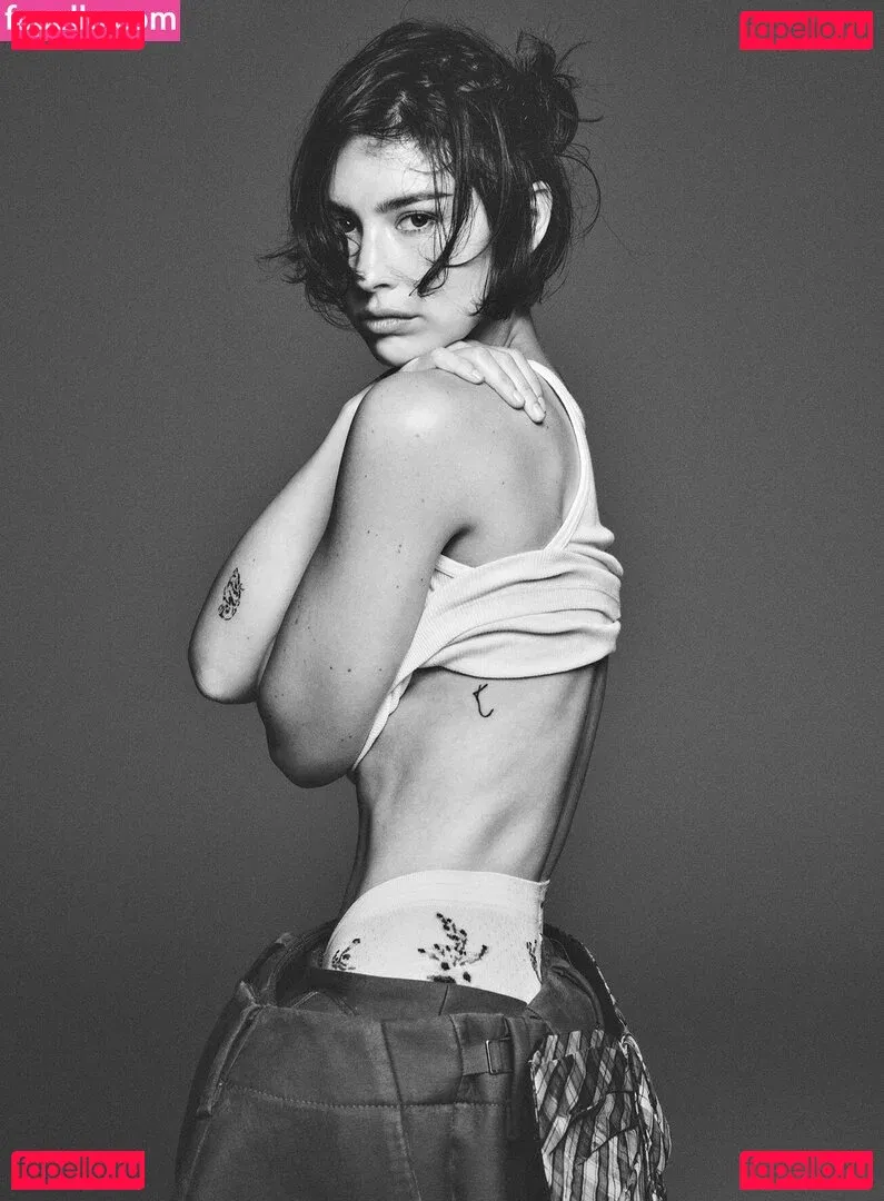 Gracie Abrams Onlyfans Photo Gallery 