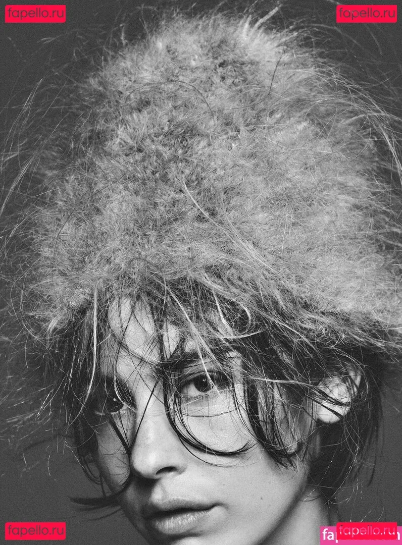 Gracie Abrams Onlyfans Photo Gallery 