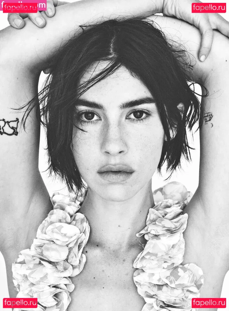 Gracie Abrams Onlyfans Photo Gallery 