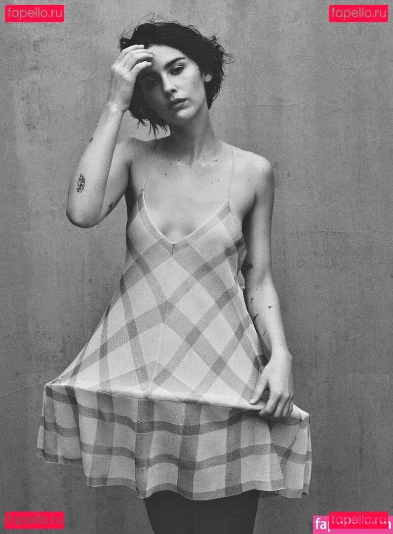 Gracie Abrams Onlyfans Photo Gallery 