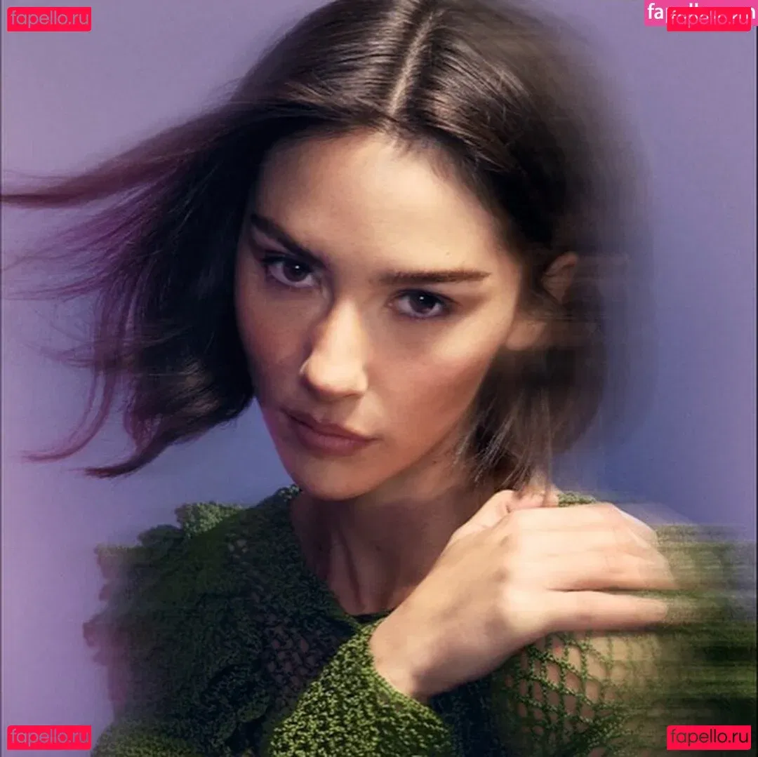 Gracie Abrams Onlyfans Photo Gallery 