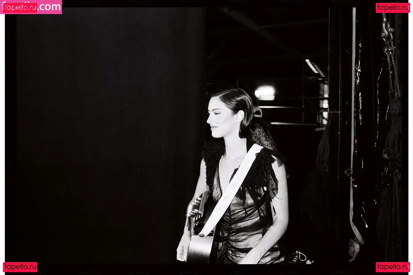 Gracie Abrams Onlyfans Photo Gallery 