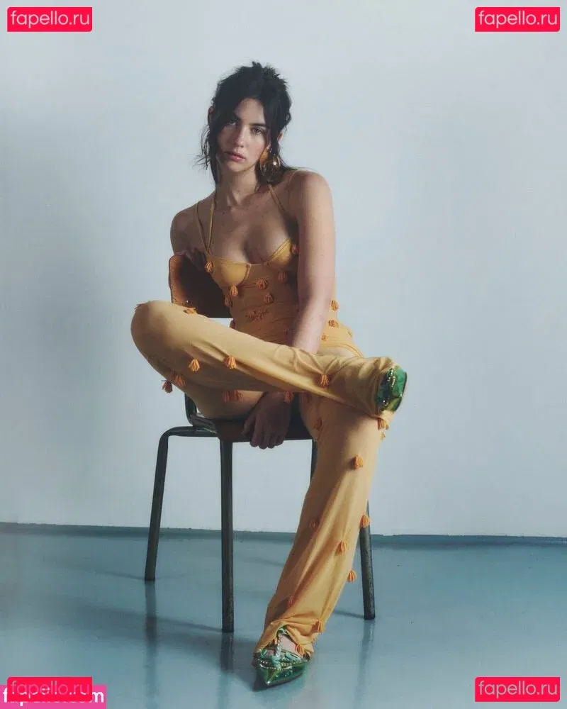 Gracie Abrams Onlyfans Photo Gallery 