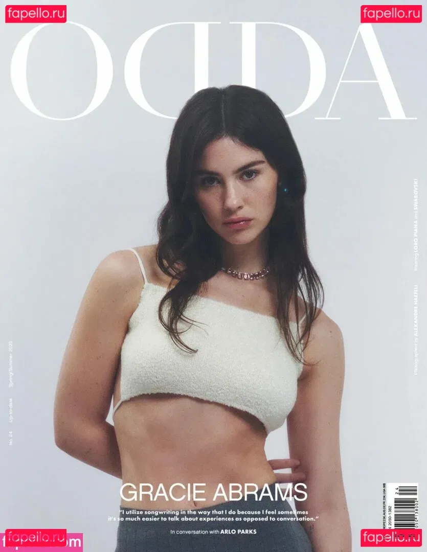 Gracie Abrams Onlyfans Photo Gallery 