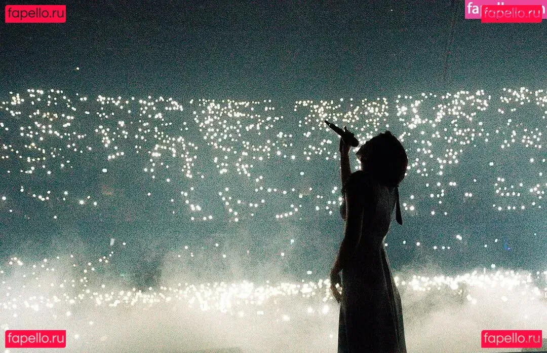 Gracie Abrams Onlyfans Photo Gallery 