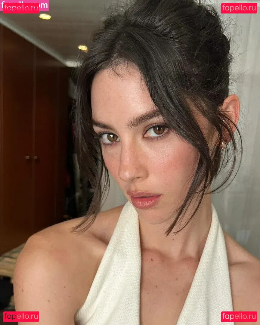 Gracie Abrams Onlyfans Photo Gallery 