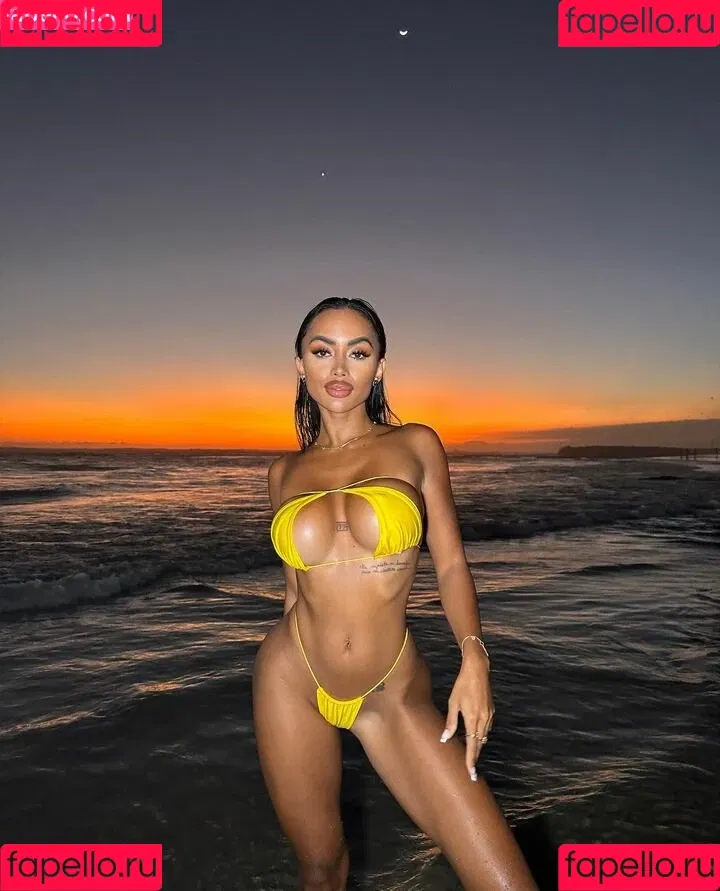 Carla-piece-of-art Onlyfans Photo Gallery 