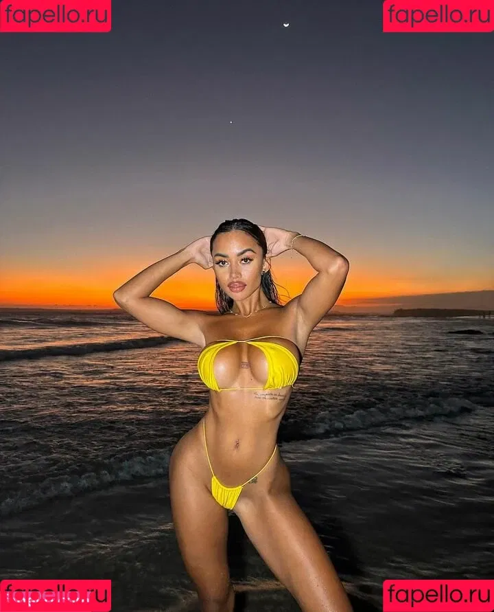 Carla-piece-of-art Onlyfans Photo Gallery 