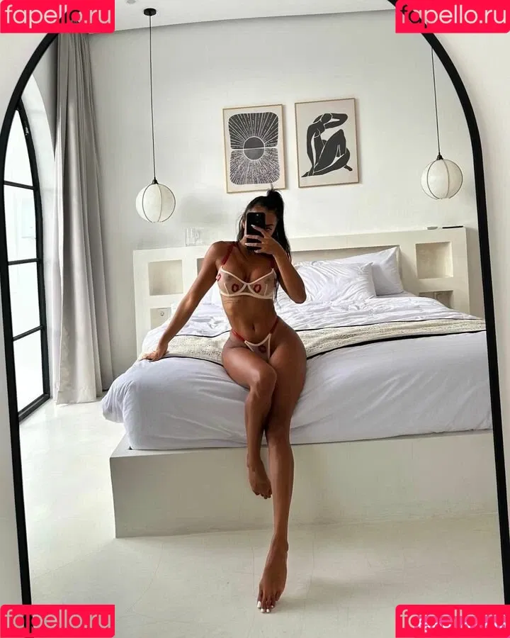 Carla-piece-of-art Onlyfans Photo Gallery 