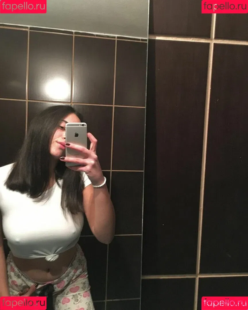 Ivana S. Onlyfans Photo Gallery 
