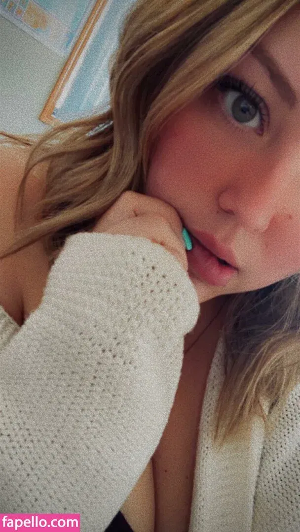 Feebux Onlyfans Photo Gallery 